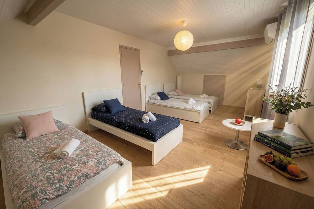 Villa Edouard - 180m2 en pleine nature - 20min Disney - 7min Aéroport in Claye-Souilly, Seine-et-Marne