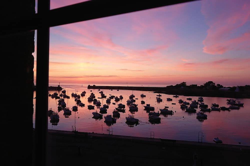 Appartement entier, Vue Sur La Mer Imprenable ❤Appartement de charme 💙En Duplex** Levers de soleil in Barfleur, Région de Cherbourg