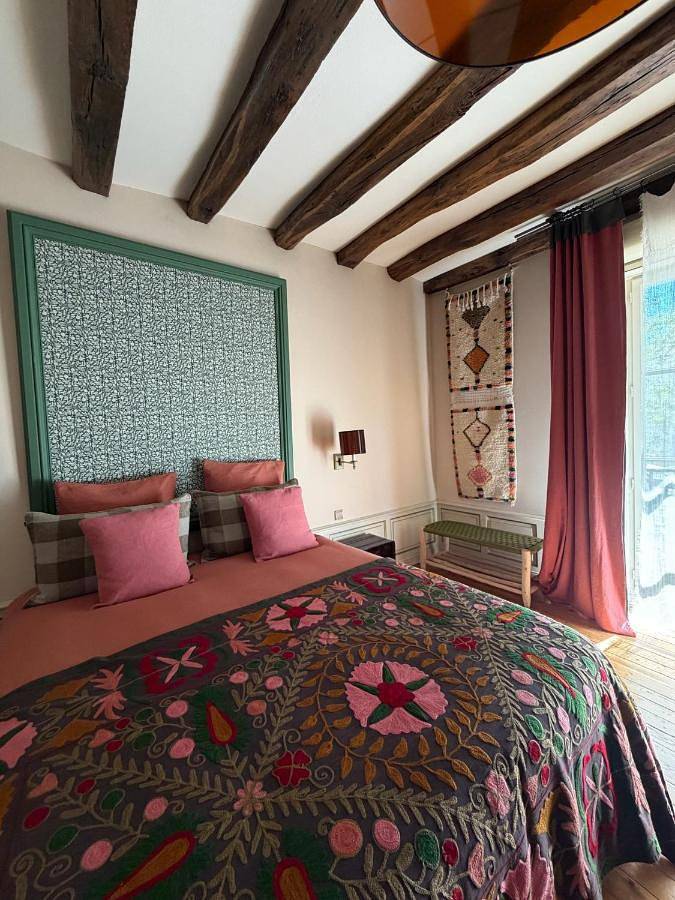 Chambre d’hôte pour 8 personnes, avec Terrasse à Chinon - 2