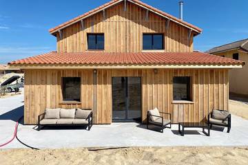Gîte pour 10 personnes, avec jardin et terrasse dans Saint-Girons-Plage