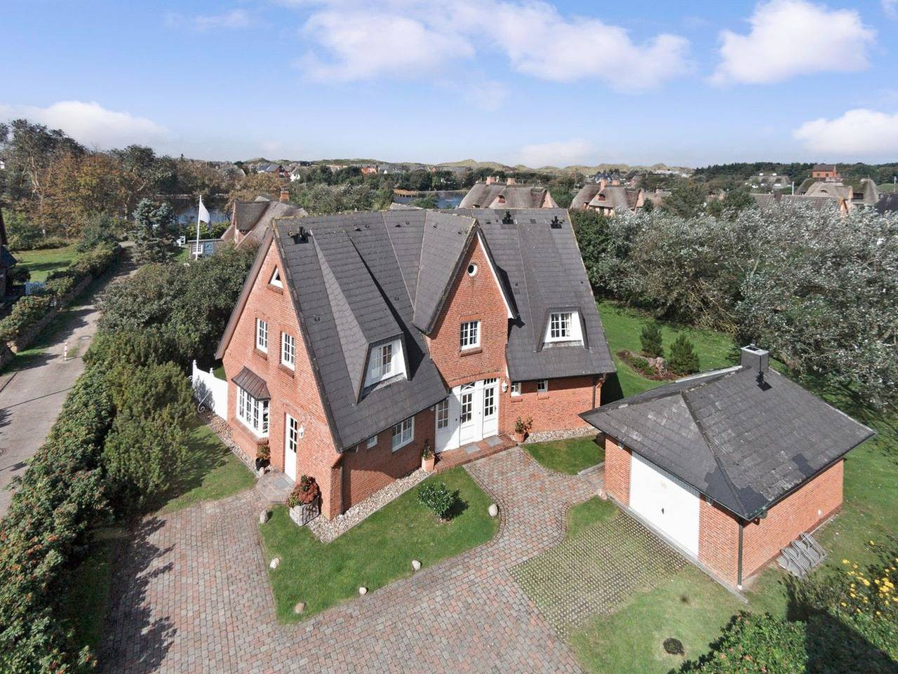 Enen-Neest, App. 3 - Suite Dreams am Dorfteich. Lässige Eleganz. Verträumte, zurückgezogene Lage. in Wenningstedt, Sylt