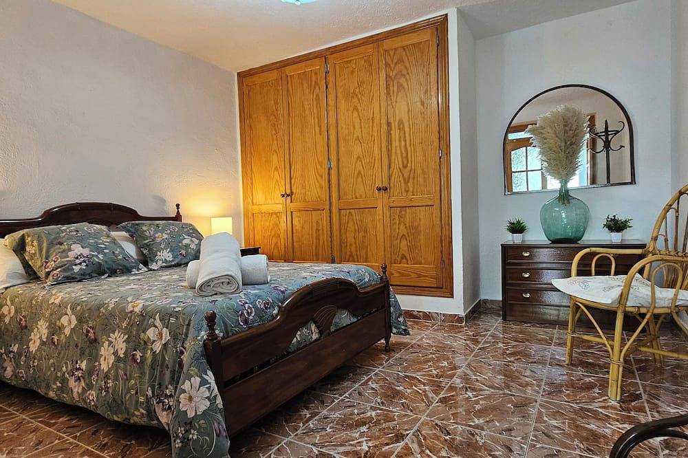 Apartamento entero, Coqueto apartamento planta baja con una increíble zona de jardín y piscina in Pozo Alcón, Provincia de Jaén