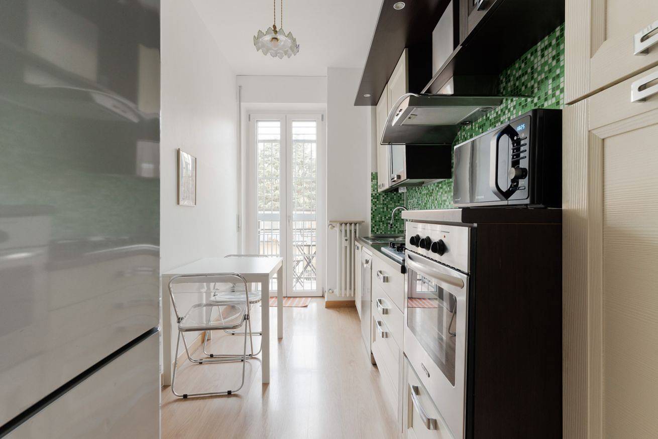 Appartamento intero, Guesthost - Gorla M1 Underground Bright Apt x 4 in Milano, Provincia di Milano