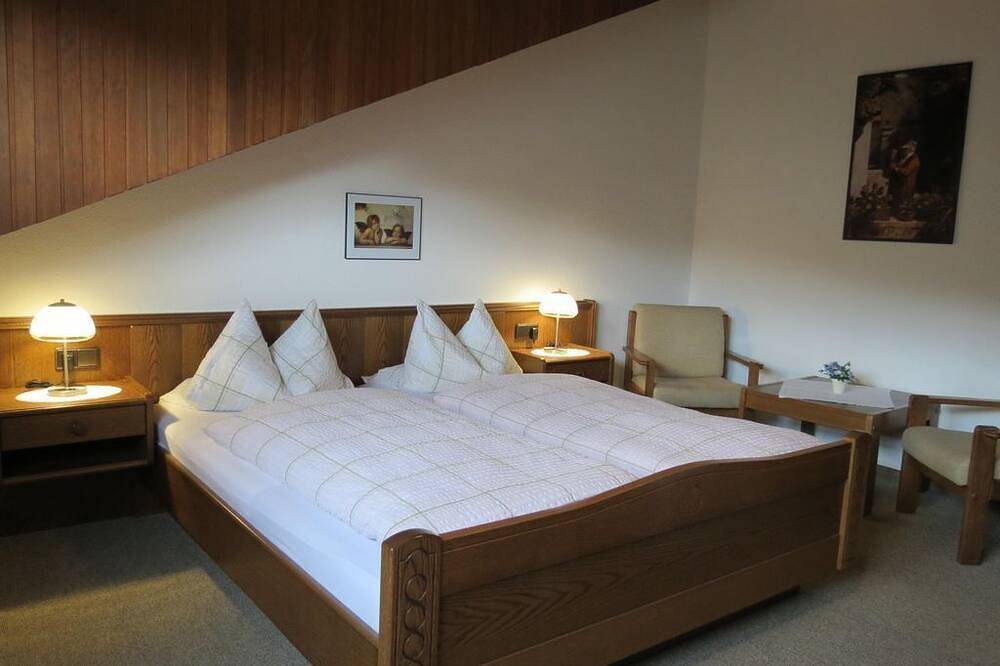 Bellflower holiday apartment - Landhaus Mosel / Haus Berghof in Neumagen-Dhron, Bernkastel-Kues
