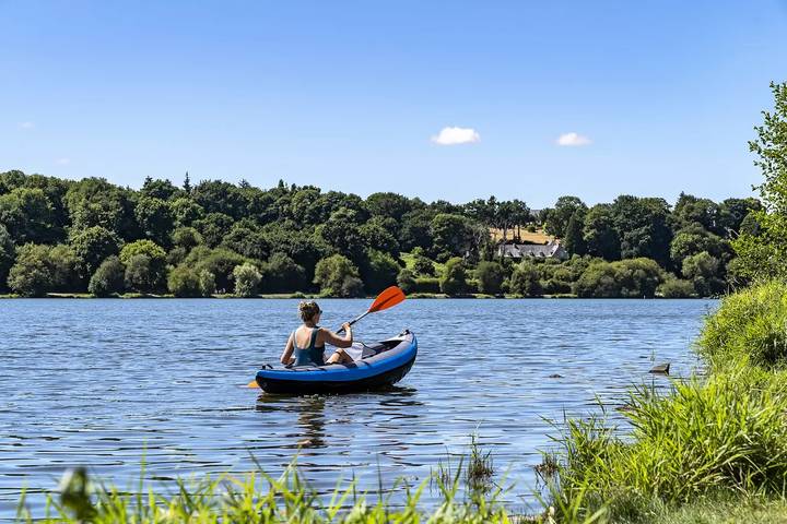 Mobil home pour 4 personnes, avec Terrasse et Piscine à Jugon-les-Lacs - 4