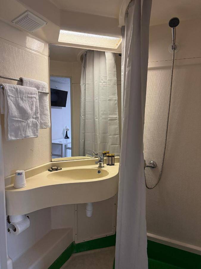 Hôtel pour 2 personnes à Claye-Souilly - 3