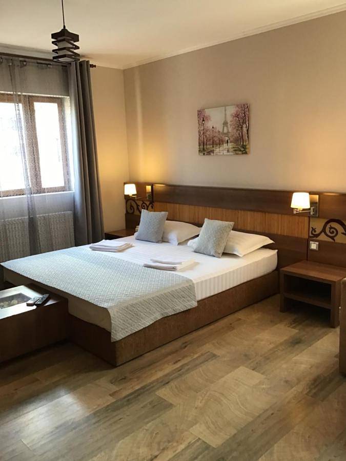 Maison d’hôte pour 3 personnes, avec Terrasse et Vue à Bucarest