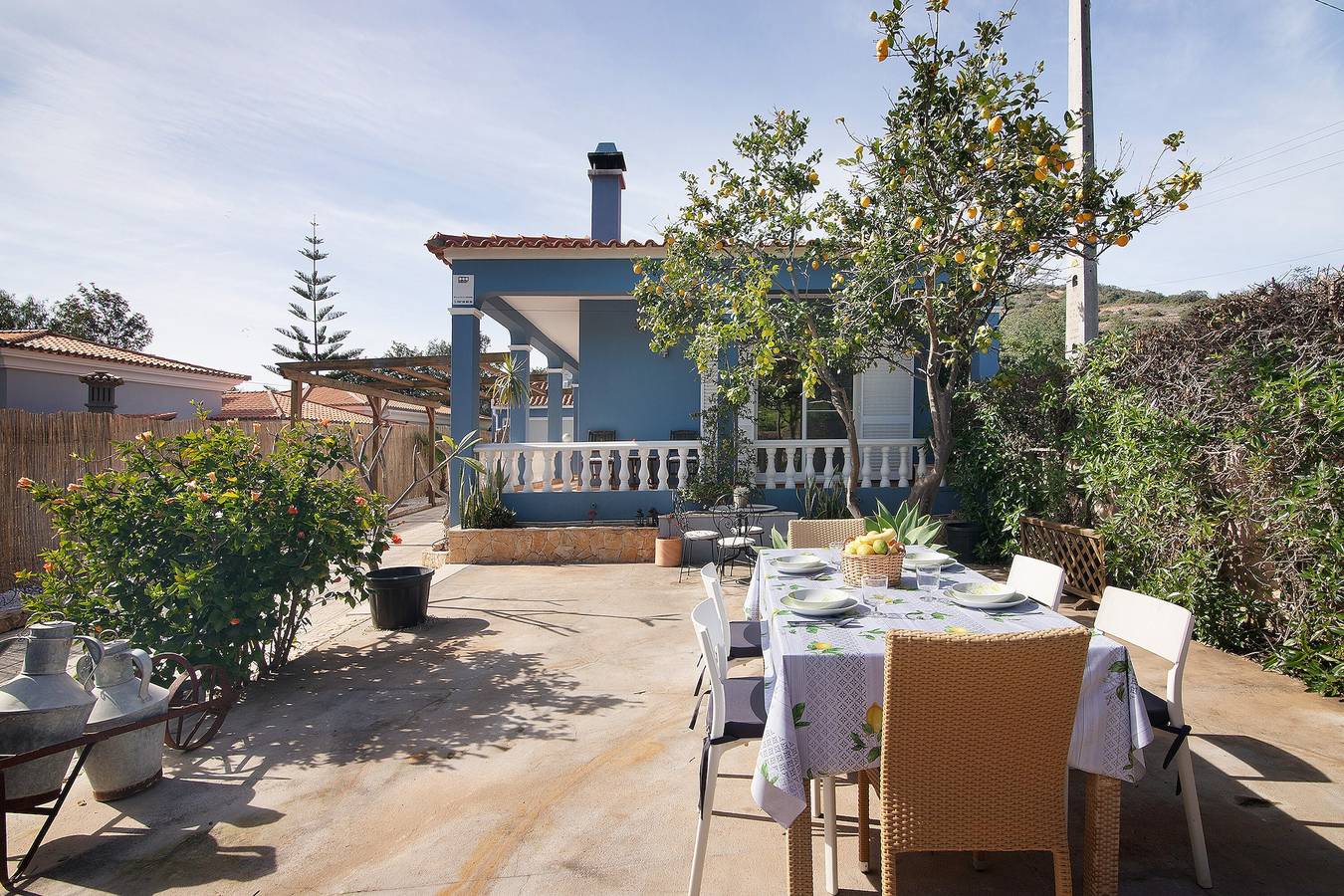Ferienhaus 'Casa Das Buganvilias' mit Bergblick, privater Terrasse und Wi-Fi in Loulé (São Sebastião), Faro Distrikt