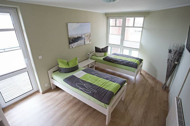Apartamento entero, Bonito apartamento tranquilo con vistas al agua y wifi gratis in Greifswald, Vorpommern Greifswald