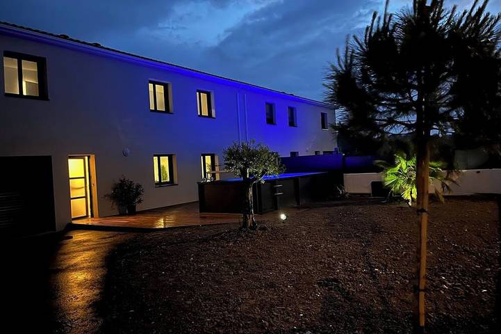 Maison de vacances pour 10 personnes, avec jardin et terrasse à Saint-Jean-de-Monts