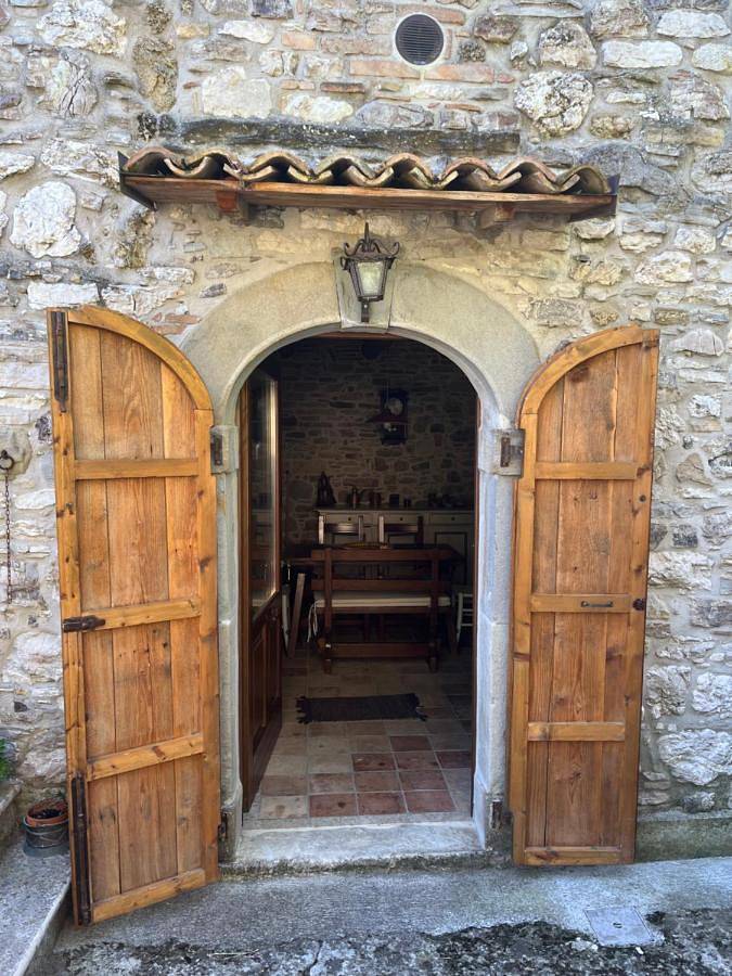 Gîte pour 4 personnes, avec Balcon et Terrasse ainsi que Jardin et Vue à Civitanova del Sannio