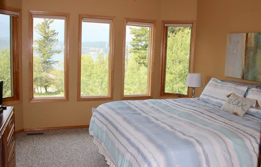 Lake Windermere Getaway !!!! in Kootenay-Nationalpark