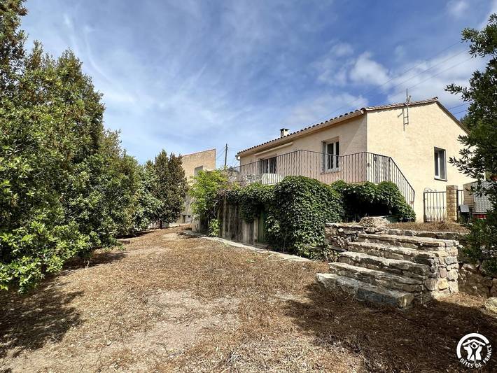 Gîte pour 6 personnes, avec jardin à Maisons