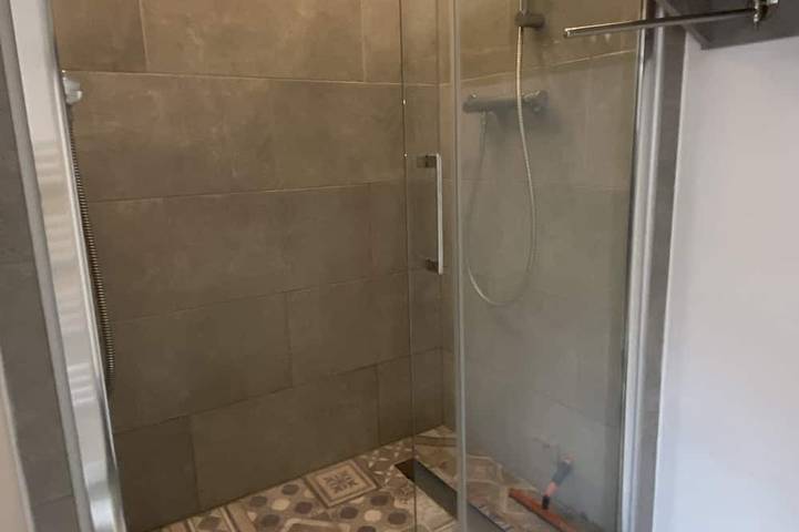 Location de vacances pour 6 personnes, avec jardin ainsi que piscine et terrasse, animaux acceptés dans Largentière - 4