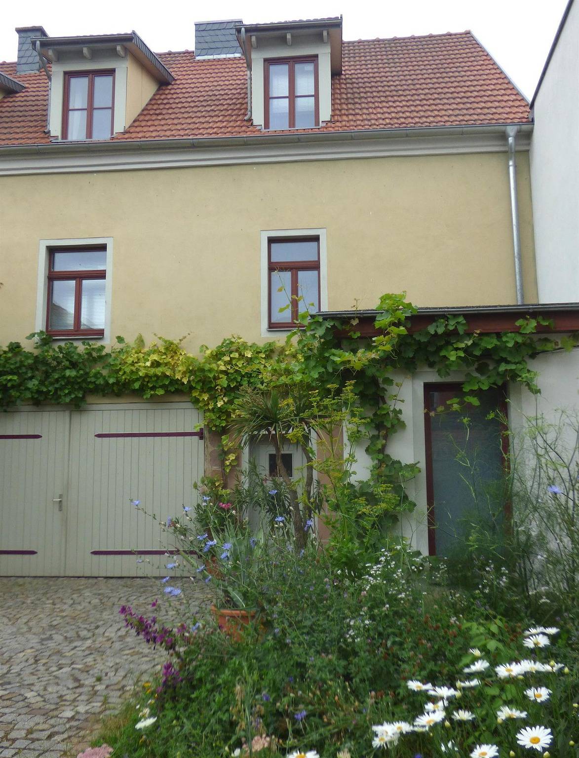 Ganze Ferienwohnung, Appartement/Fewo, Dusche oder Bad, Wc in Naumburg, Saale-Unstrut