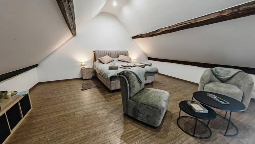 Chambre d’hôte pour 2 personnes, avec vue ainsi que jardin et terrasse à Mettet
