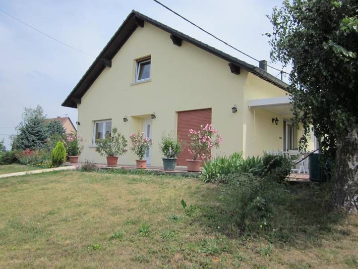 Gîte pour 4 personnes, avec Terrasse et Jardin à Guémar