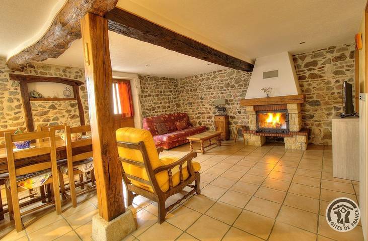 Gîte pour 6 personnes, avec terrasse à Villié-Morgon - 4