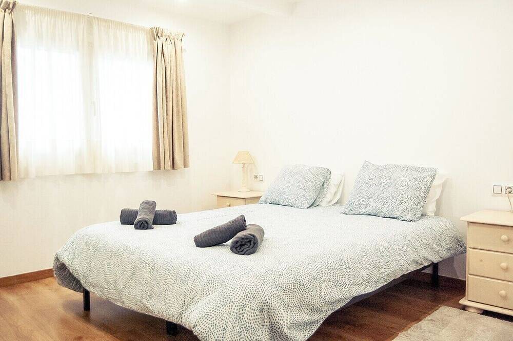 Apartamento entero, Apartamento Reyes Católicos Narón in Narón, Costa de Galicia