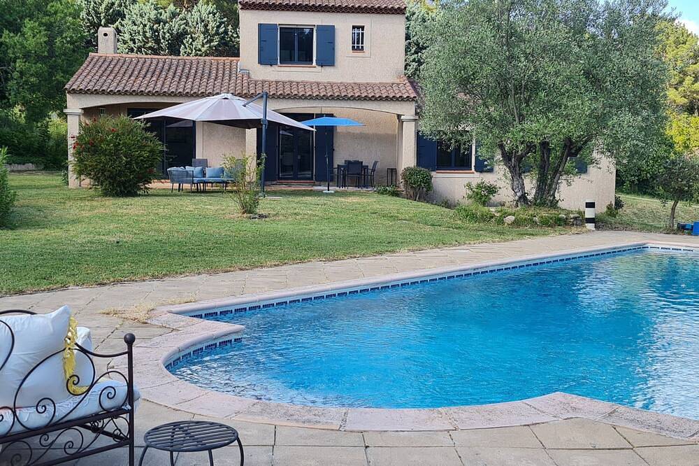 Villa avec piscine et climatisation proche Aix en Provence in Fuveau, Aix-en-Provence und Umgebung