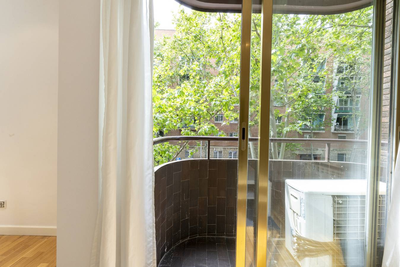 Entire apartment, M (Ore461)Piso de 1 dormitorio y balcón -Alquiler in Tetuán, Madrid