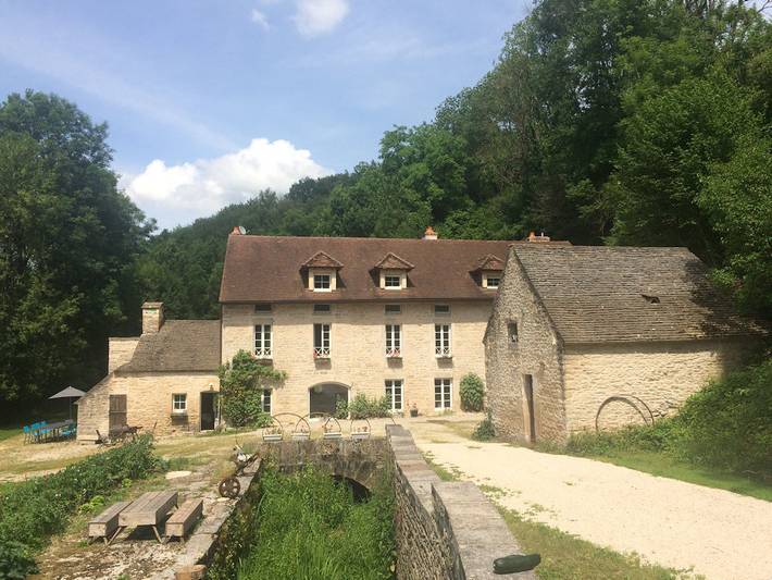 Gîte pour 15 personnes, avec sauna et jardin dans Thorey-sur-Ouche