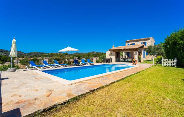 Gemütliches Apartment mit Pool, Terrasse und AC in bester Lage in Son Servera, Mallorca Osten