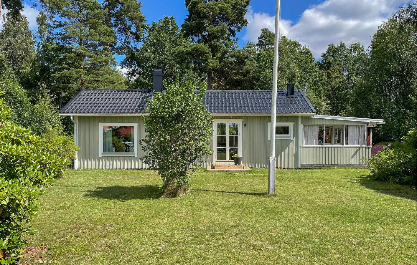 Hus för 6 Personer, med trädgård och sjöutsikt