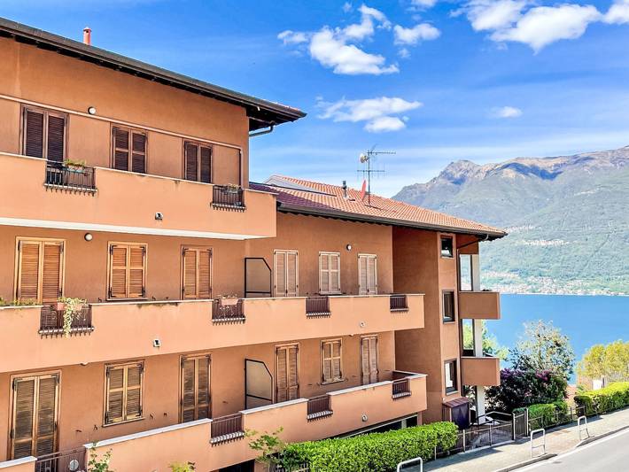 Ferienwohnung für 4 Personen, mit Seeblick und Balkon am Comer See - 2