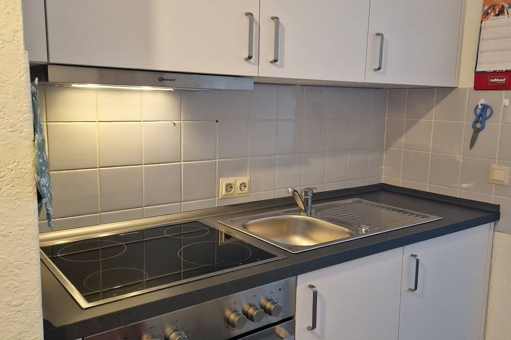 Ganze Wohnung, Abschalten, entspannen, erholen ... - Hallenbad (12x6m) u. Sauna im Haus! in Unterkirnach, Mittlerer Schwarzwald