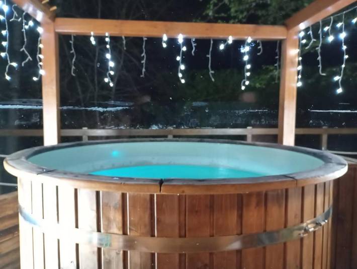 Gîte pour 4 personnes, avec jardin et vue ainsi que piscine et terrasse à Saint-Cybranet - 3