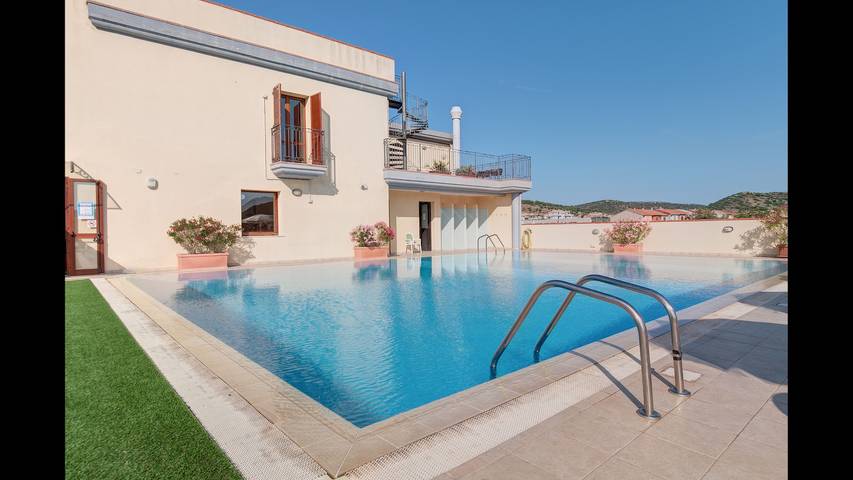 Ferienwohnung für 4 Personen, mit Balkon/Terrasse in Villasimius - 2
