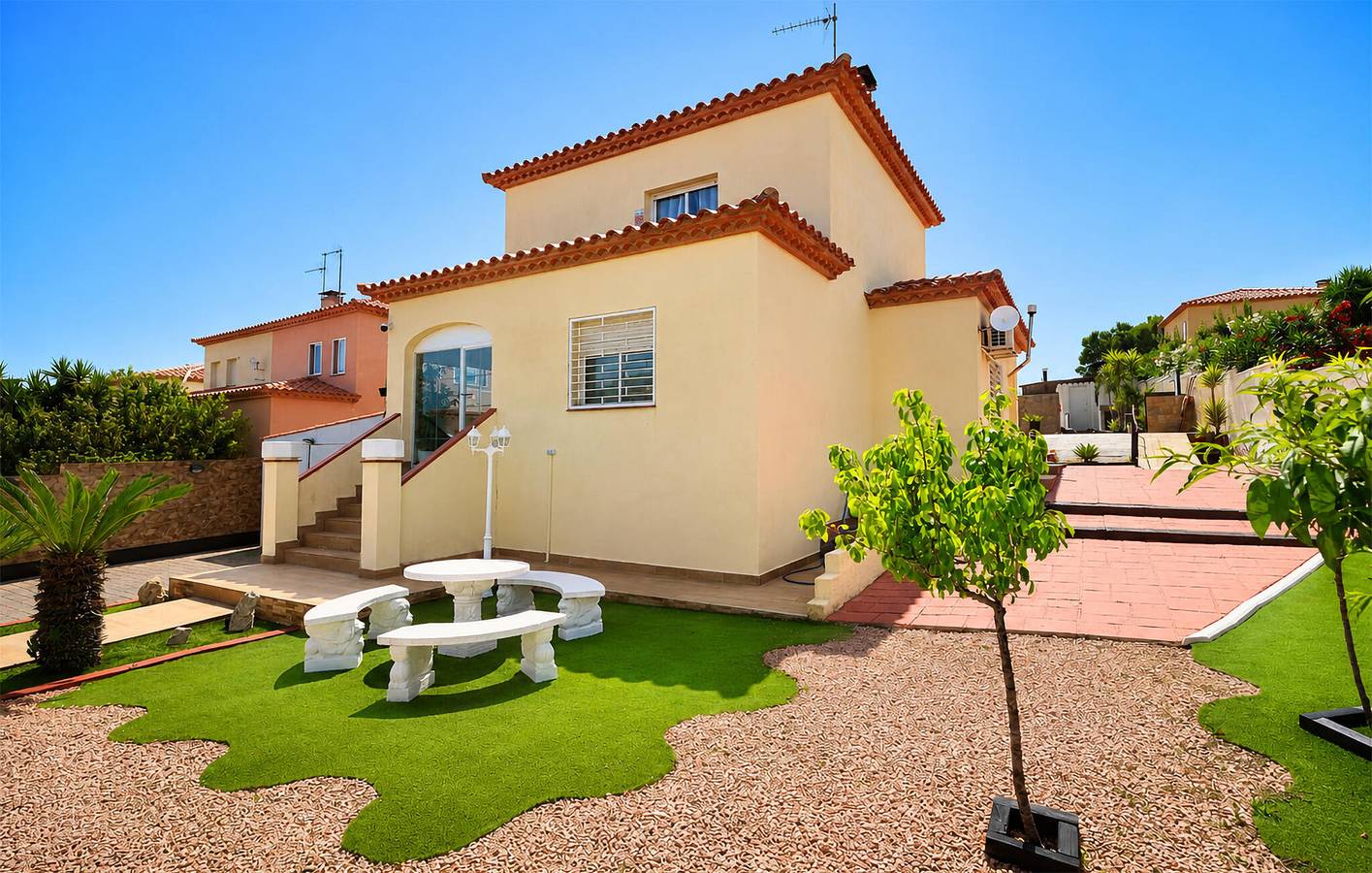 Charmant appartement de 120 m² avec piscine, barbecue et restaurants accessibles à pied à Masriudoms in Vandellòs i l'Hospitalet de l'Infant, Costa Dorada