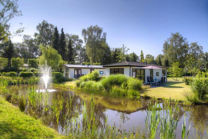 Ferienhaus für 6 Personen, mit Terrasse und Garten sowie Pool und Ausblick in Wageningen