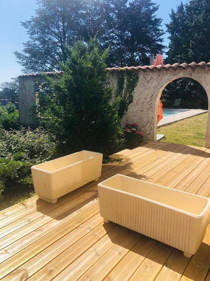 Gîte pour 4 personnes, avec terrasse ainsi que vue et piscine à Saint-Didier-au-Mont-d'Or - 3