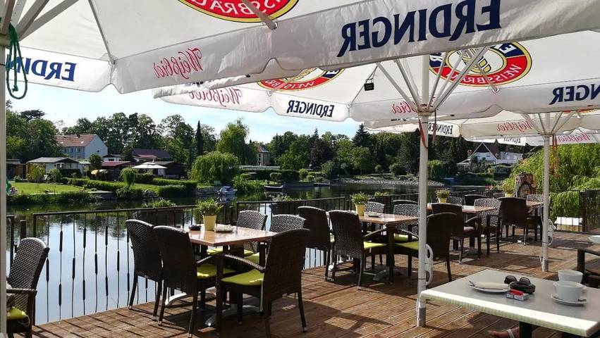 Ferienhaus, mit Balkon und Terrasse sowie Ausblick in Rathenow