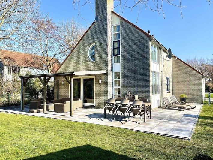 Ferienhaus für 10 Personen, mit Whirlpool und Terrasse sowie Garten und Sauna in Julianadorp - 2