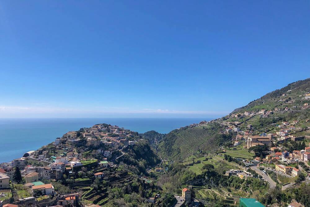 Casa Joseph con hermosa vista y estacionamiento privado in Costa Amalfitana