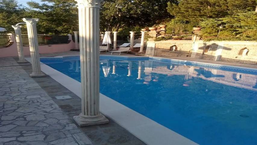 Villa für 7 Personen, mit Garten und Pool in den Abruzzen