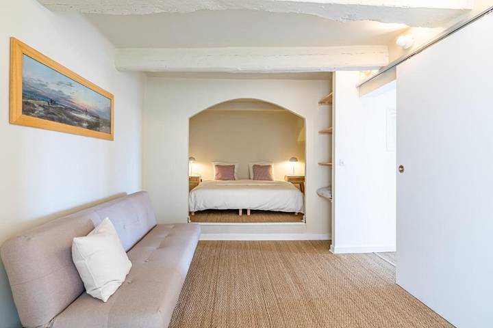 Gîte pour 7 personnes, avec terrasse et vue dans Office De Tourisme De Cassis - 4