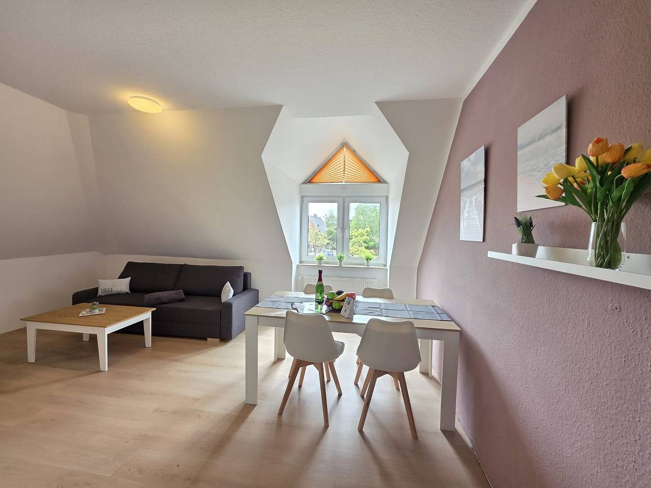 Ganze Wohnung, Ferienwohnung Sturmhaube – Moderne Ferienwohnung für entspannte Nordseeurlaubstage in Norden, Norden und Umgebung