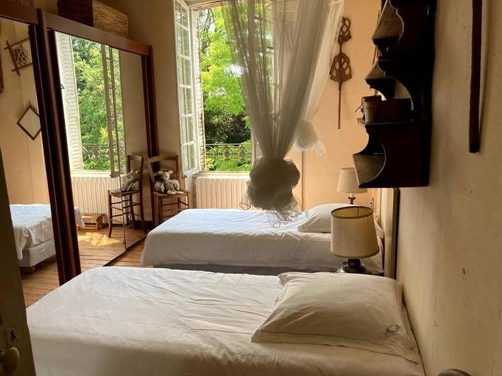 Location de vacances pour 12 personnes, avec vue et terrasse ainsi que piscine et jardin à Châtillon-sur-Loire - 4