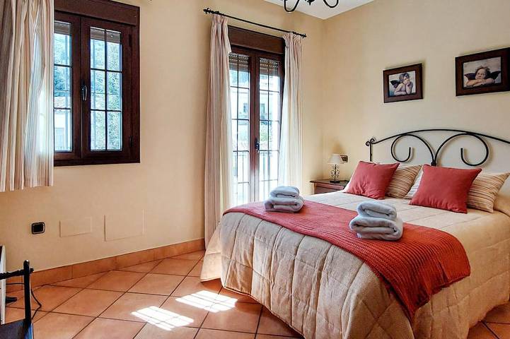 Nice home in Grazalema with house a mountain view in Grazalema, Pueblos Blancos