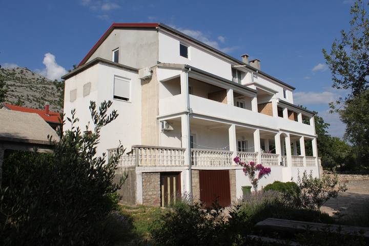 Ferienwohnung für 4 Personen, mit Balkon/Terrasse in Starigrad Paklenica - 3
