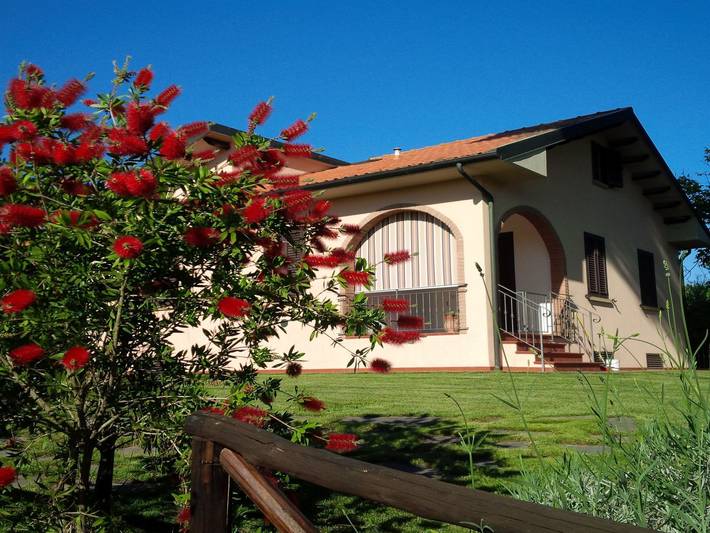 Ferienhaus für 5 Personen, mit Terrasse und Garten sowie Pool