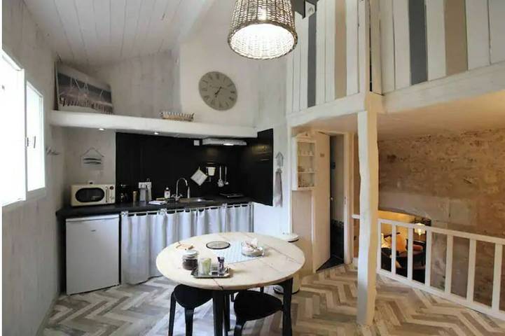 Gîte pour 3 personnes, avec terrasse à Migné-Auxances