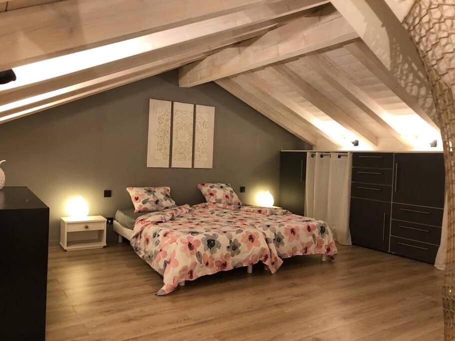 Appartement entier, Two-Bedroom Apartment in Boëge, Région de Thonon-les-Bains