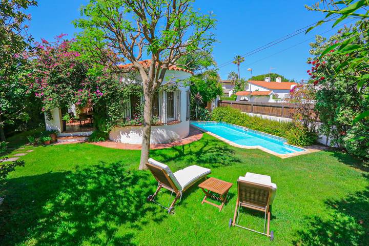 Ferienhaus für 8 Personen, mit Terrasse und Garten in Cambrils - 4