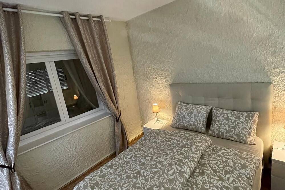 Entire apartment, Apartment with sea view in Torrevieja in Mar Azul Torrevieja, Torrevieja