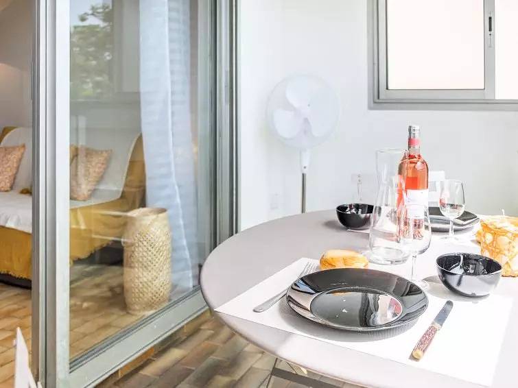 Appartement entier, 1 Pièce 2 Personnes in Villeneuve-Loubet Plage, Villeneuve-Loubet